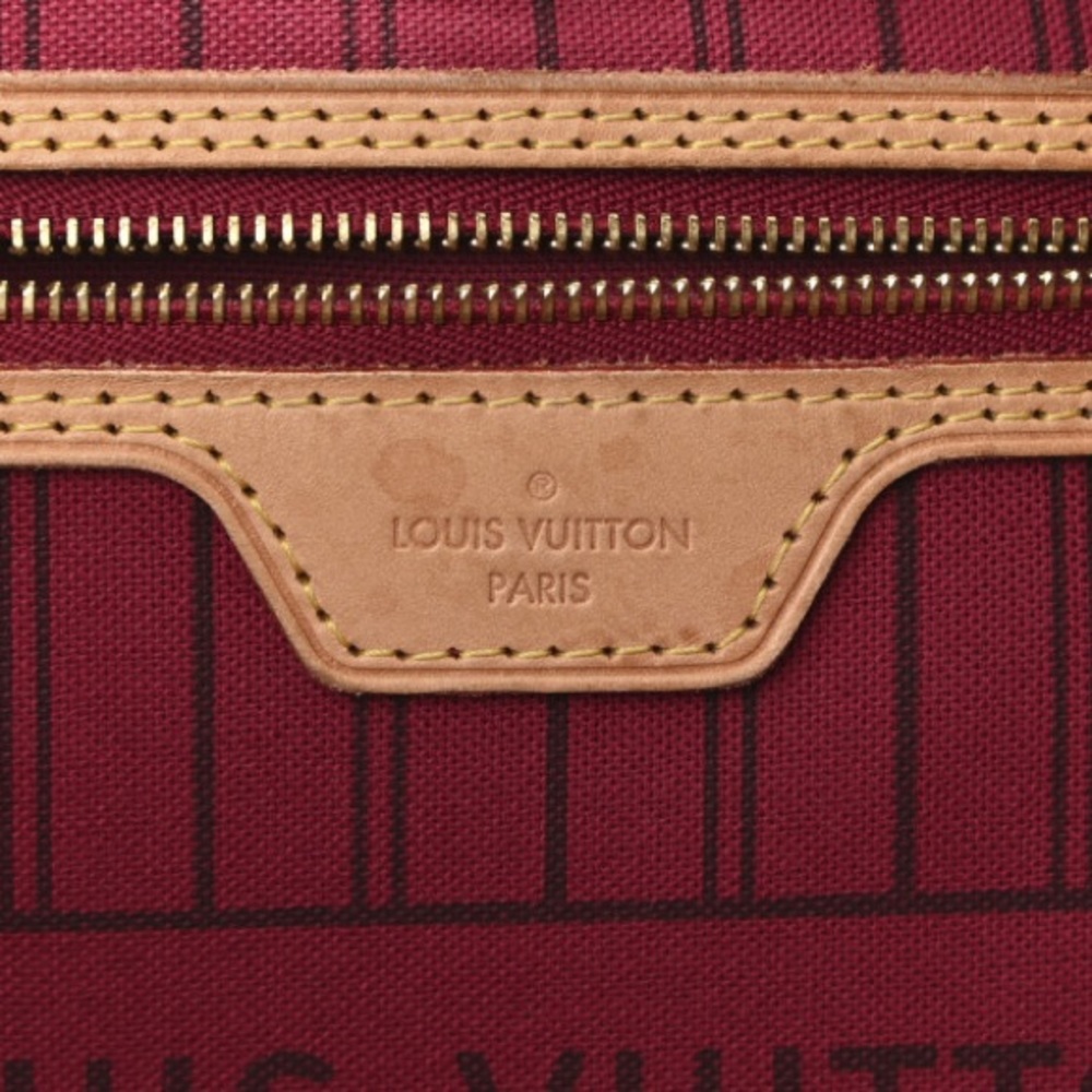 Pre Loved Authentic Louis Vuitton Neverfull MM Cherry